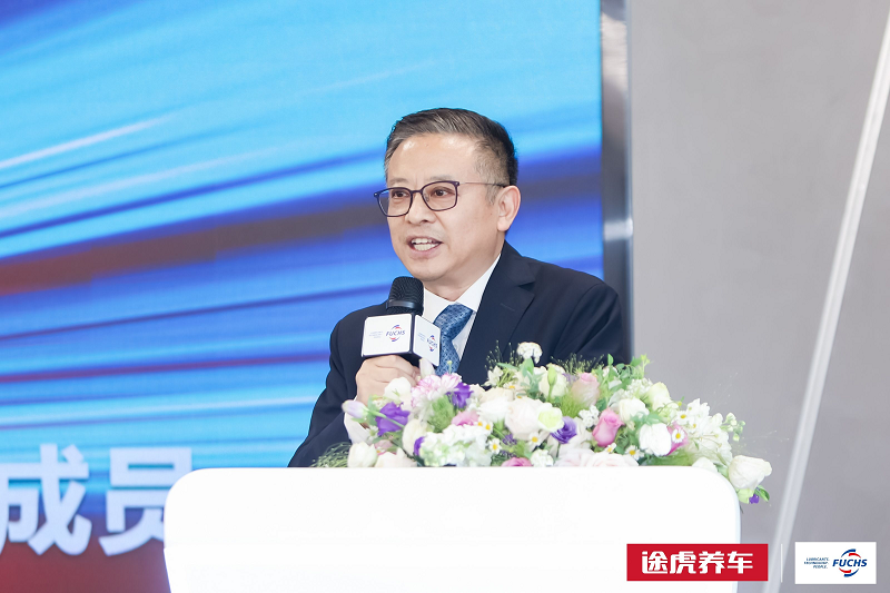 发布润滑油新品深入践行“精准用油”服务理念龙8体育入口途虎养车联合福斯战略合作升级(图2)